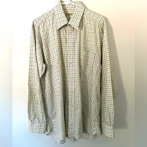 LIKE NEW CONDITION BURBERRY PLAID SHIRT SIZE LARGE